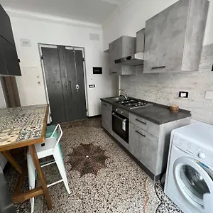 https://grey-house.hotelitalianriviera.com